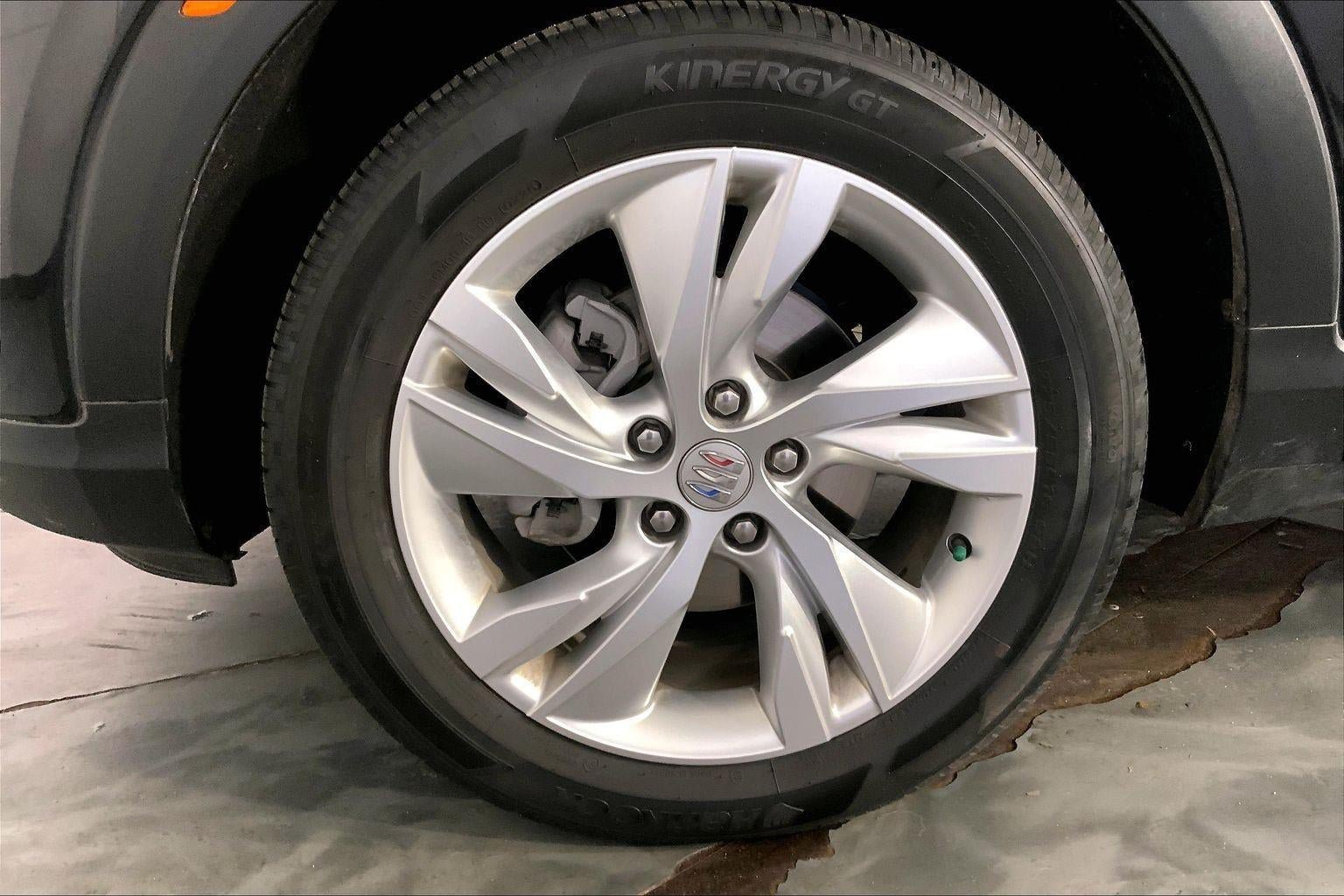 Used 2025 Buick Encore GX Preferred AWD/4WD image 9
