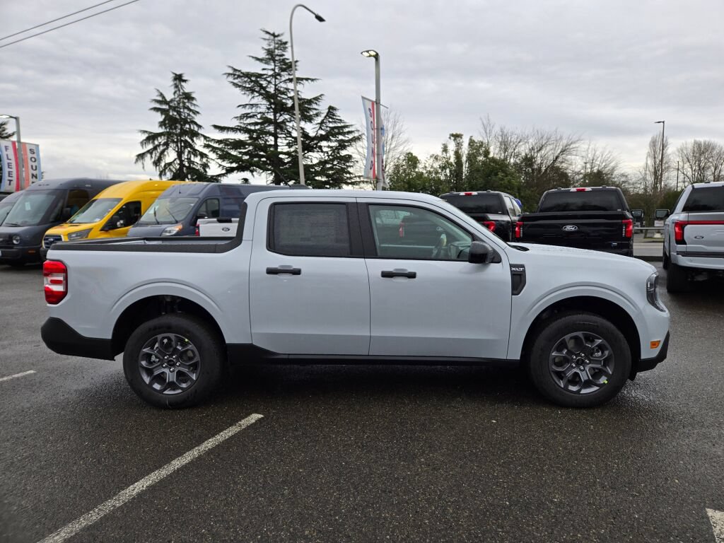 New 2026 Ford Maverick XLT w/ XLT Luxury Package AWD/4WD image 4