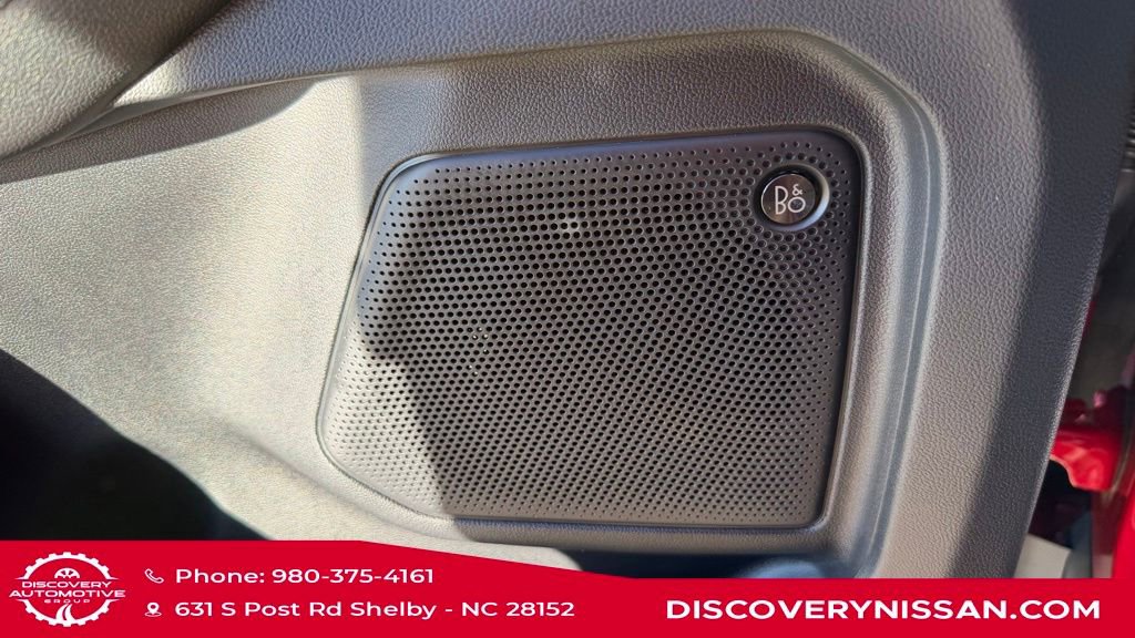 Used 2022 Ford Escape Titanium w/ Titanium Premium Package image 14