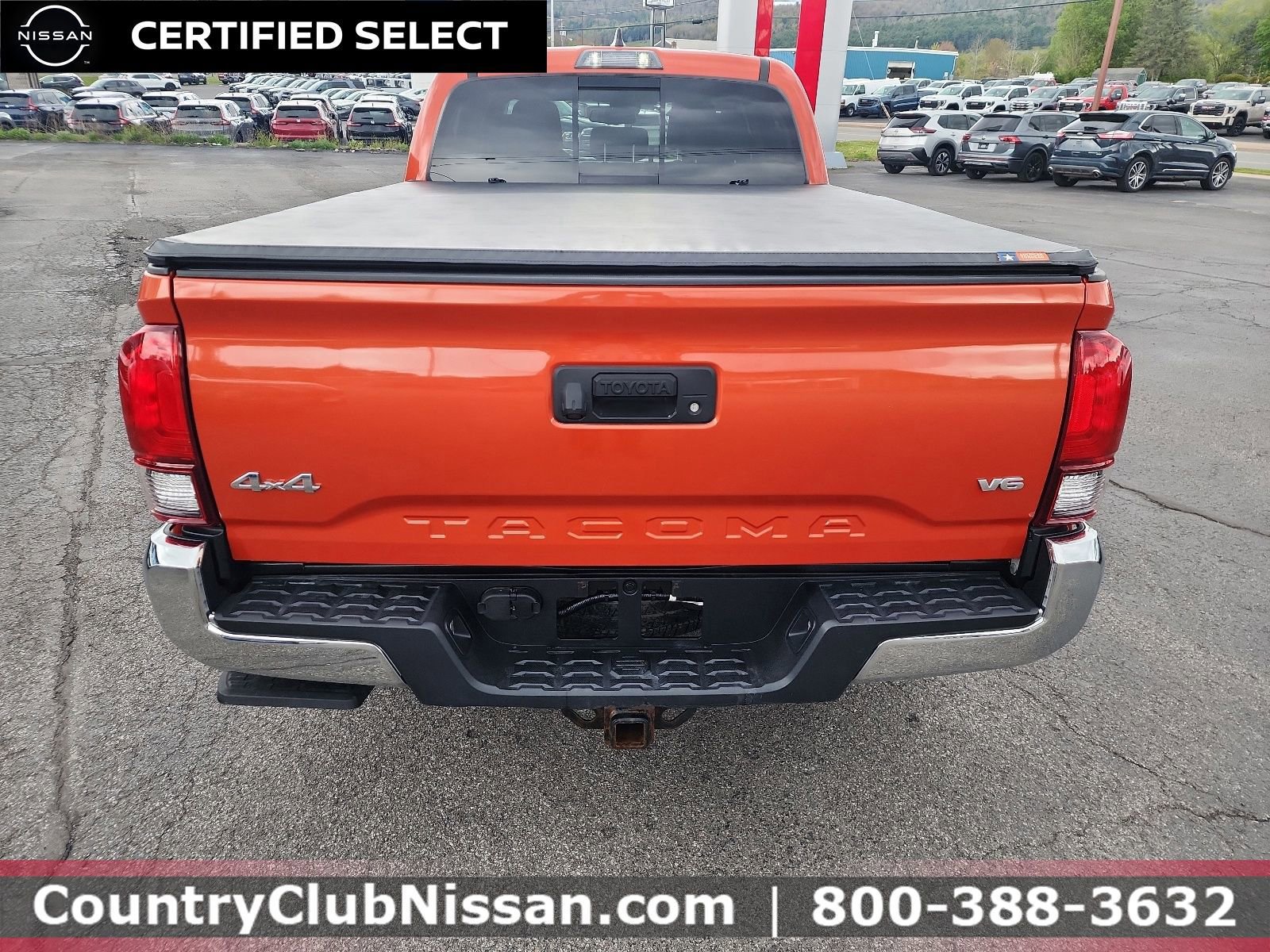Used 2018 Toyota Tacoma SR5 AWD/4WD image 7