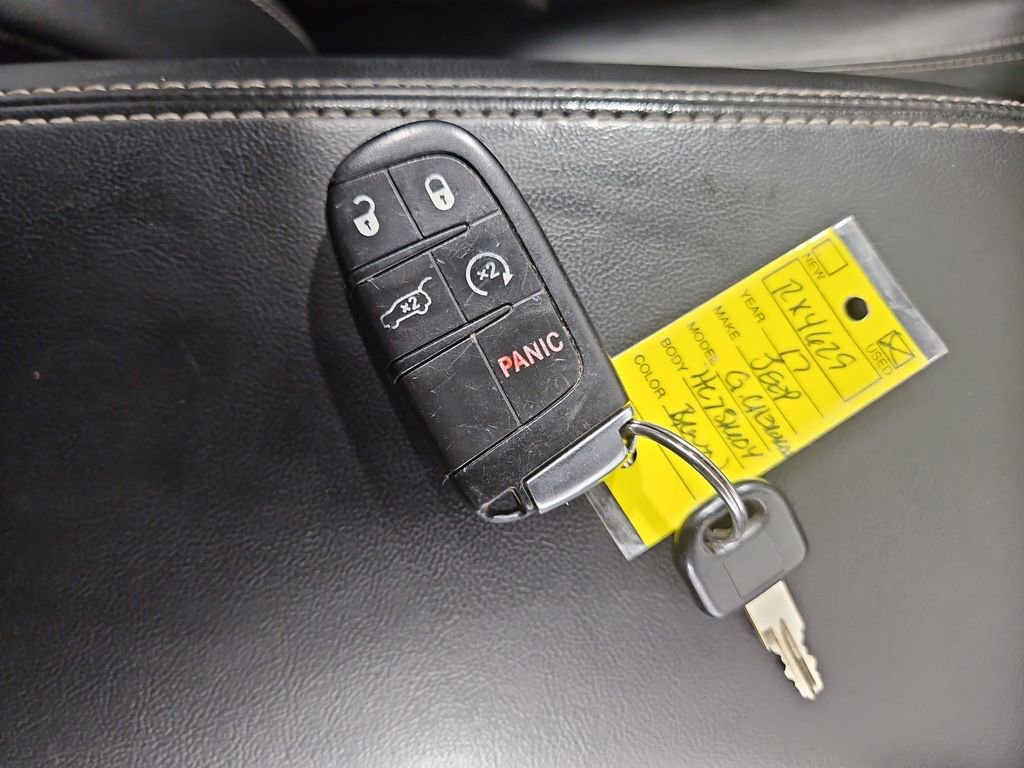 Used 2017 Jeep Grand Cherokee Limited AWD/4WD image 29
