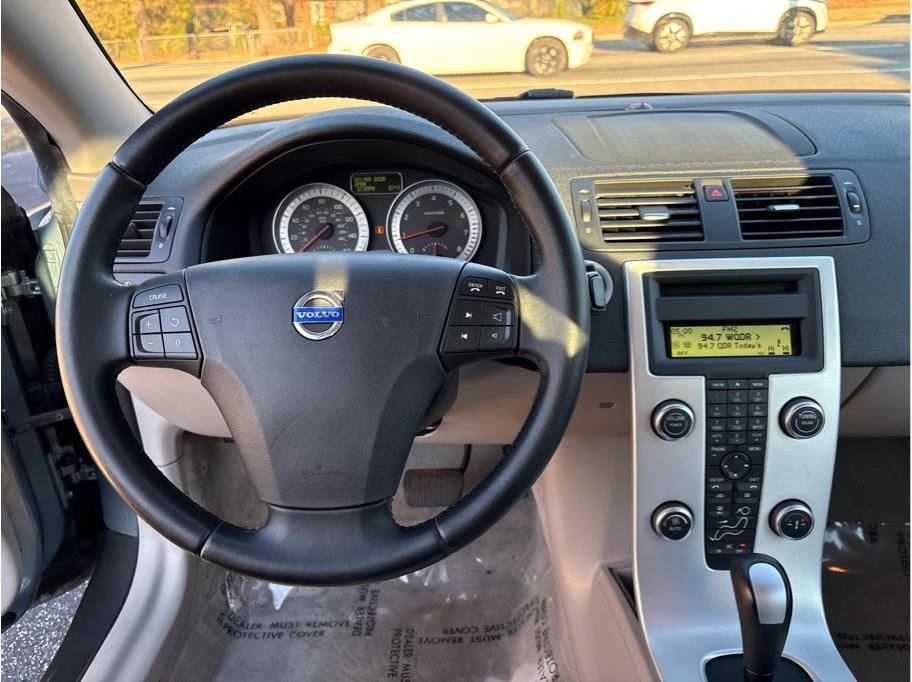 Used 2013 Volvo C70 T5 image 13