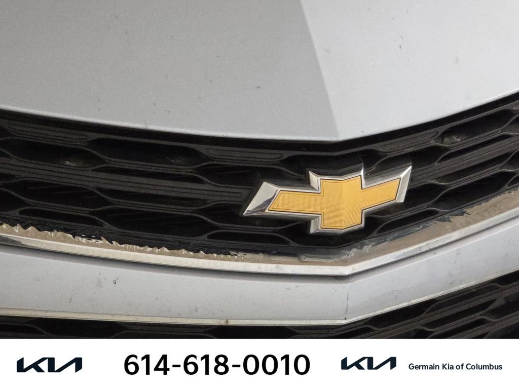 Used 2017 Chevrolet Cruze LS FWD image 14