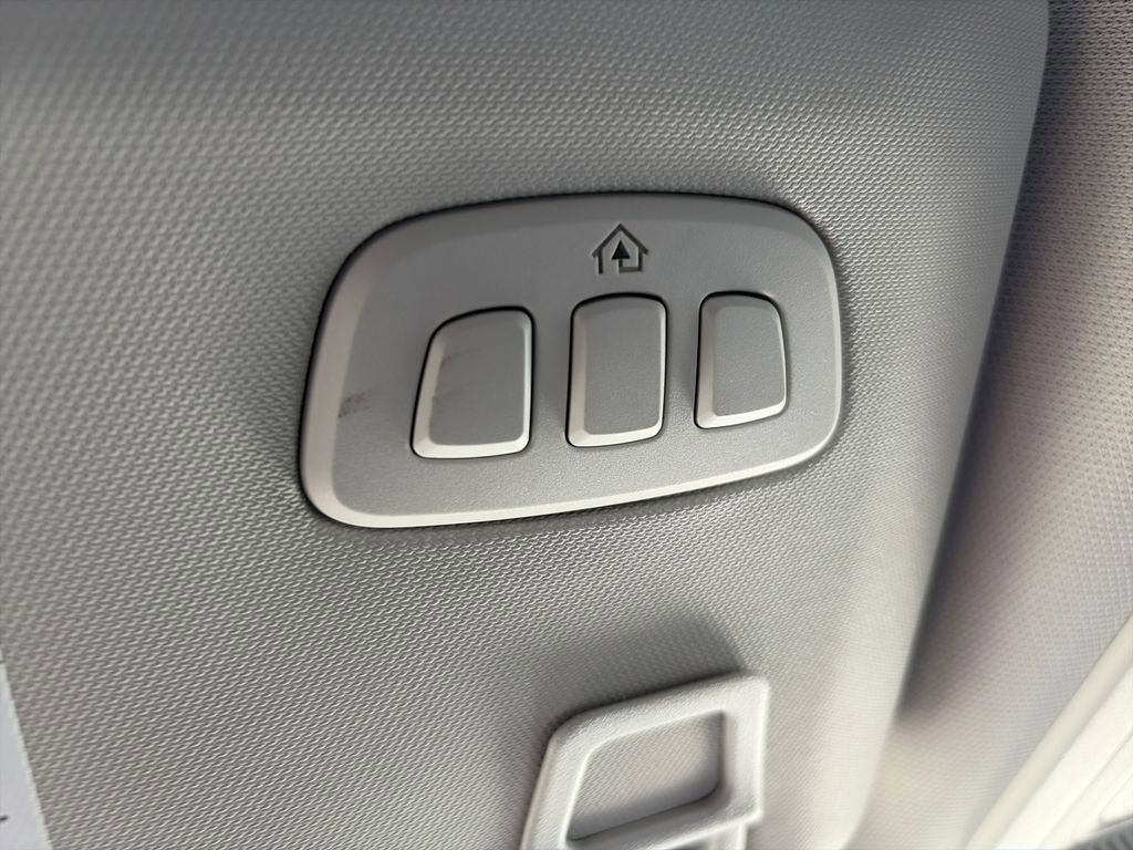 Used 2025 Ford Mustang Mach-E Premium image 31