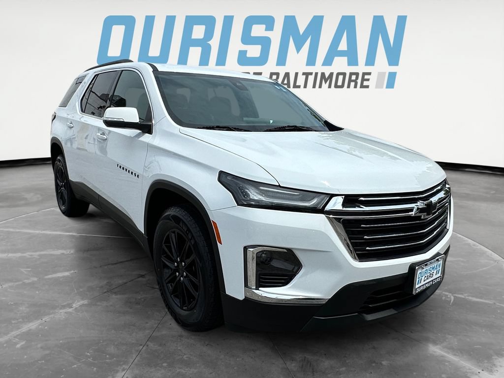 Used 2023 Chevrolet Traverse LT FWD image 1