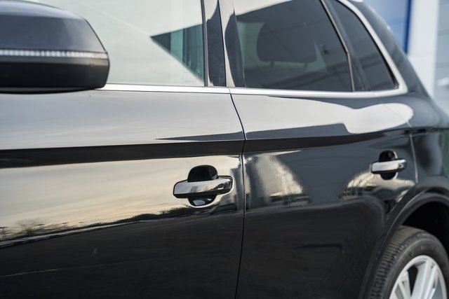 Used 2018 Audi Q5 2.0T Premium Plus image 16