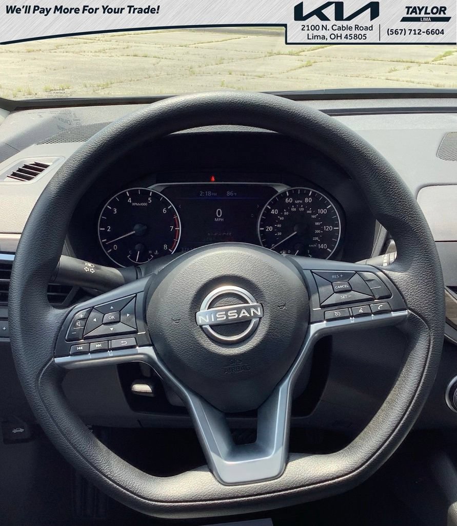 Used 2025 Nissan Altima 2.5 SV FWD image 9