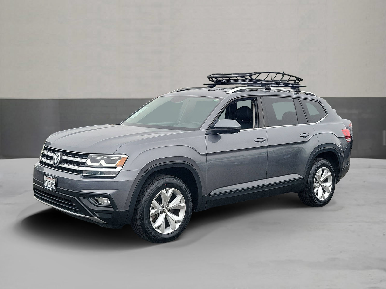 Used 2018 Volkswagen Atlas SE FWD image 1