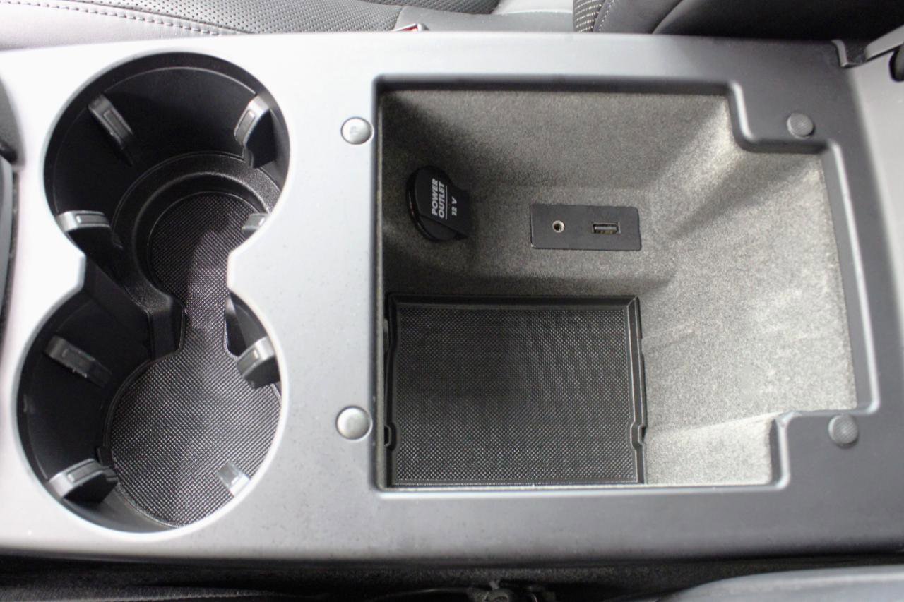 Used 2016 Porsche Macan S image 64