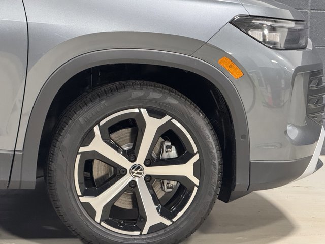 New 2026 Volkswagen Tiguan SE image 7
