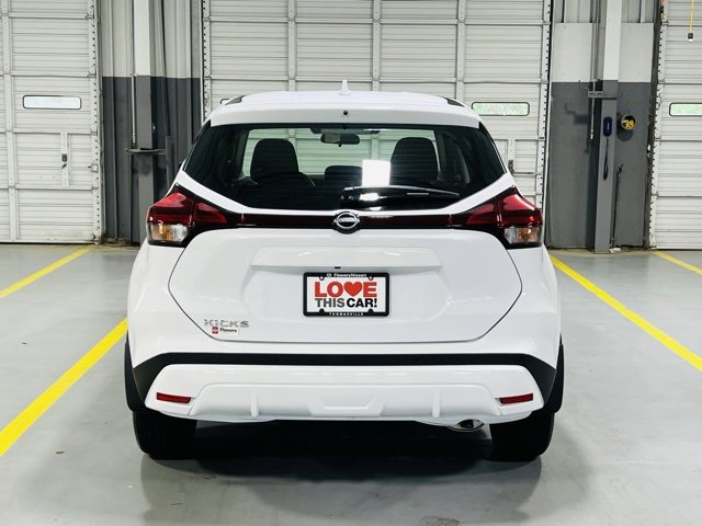New 2025 Nissan Kicks Play S image 13