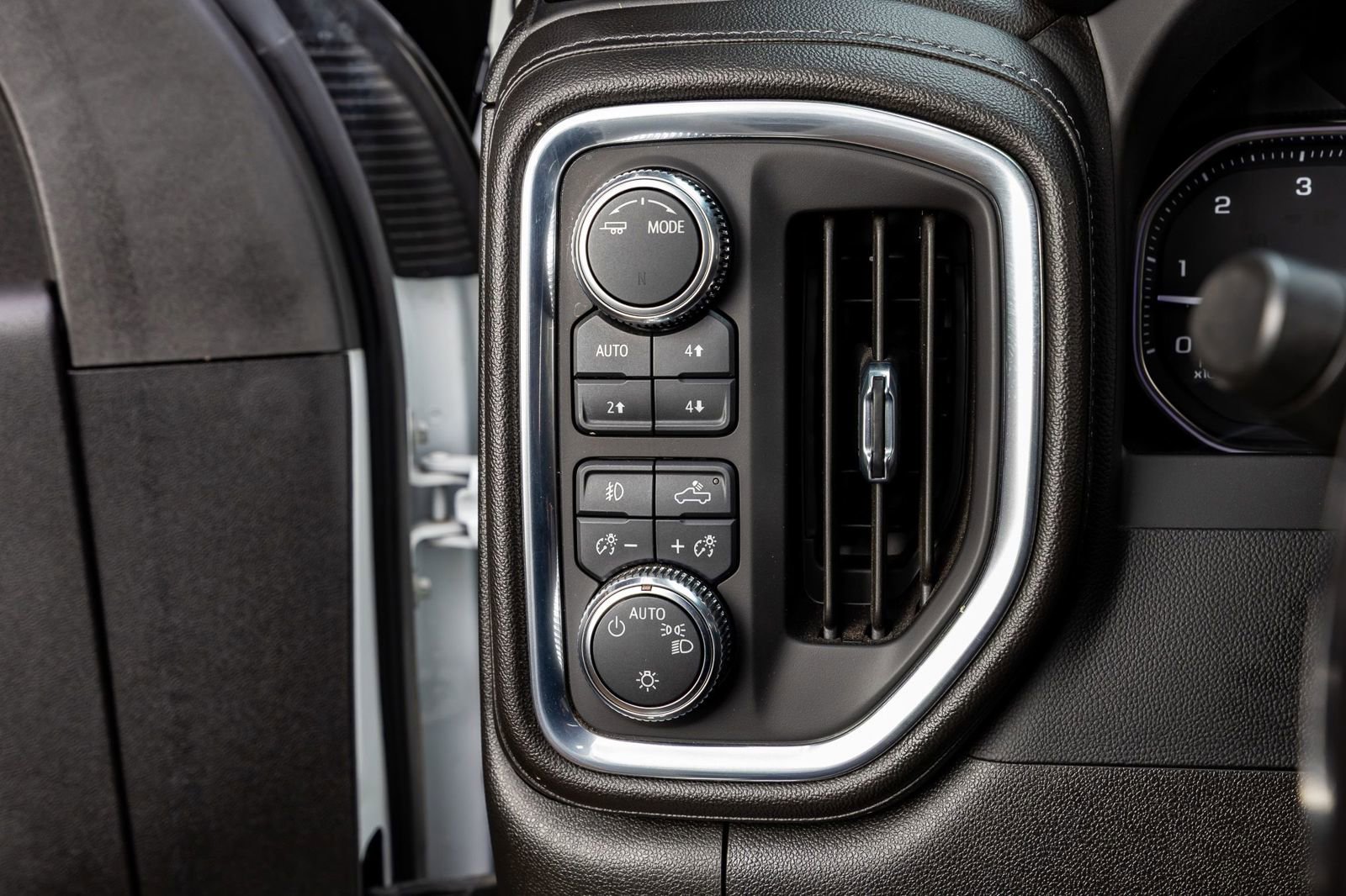 Used 2022 GMC Sierra 2500 SLE w/ SLE Convenience Package image 22