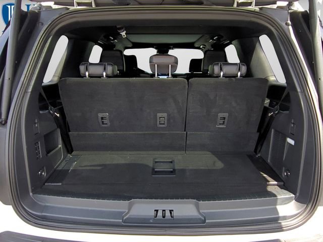 Used 2024 Ford Expedition Platinum AWD/4WD image 9