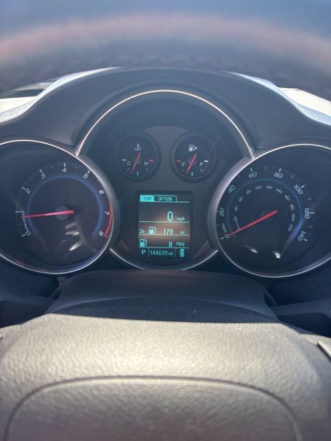 Used 2014 Chevrolet Cruze LT w/ Technology Package image 7