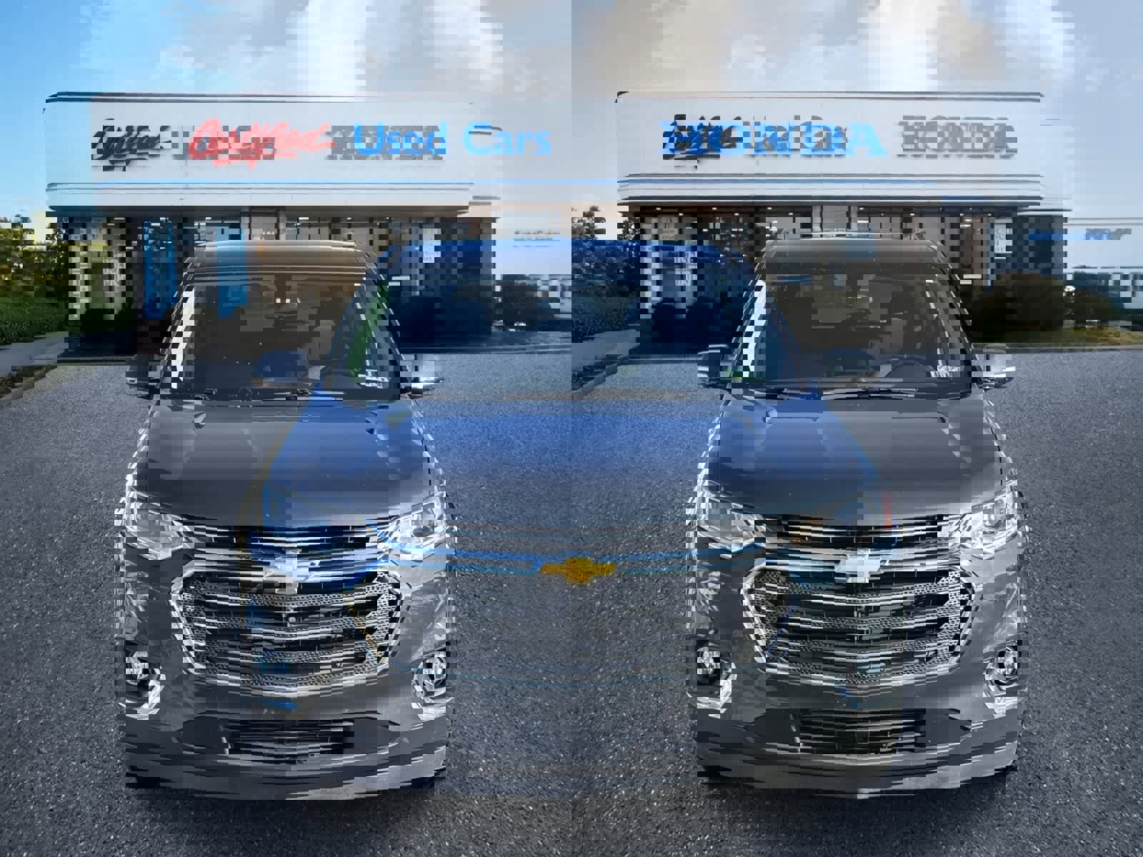 Used 2019 Chevrolet Traverse LT image 8