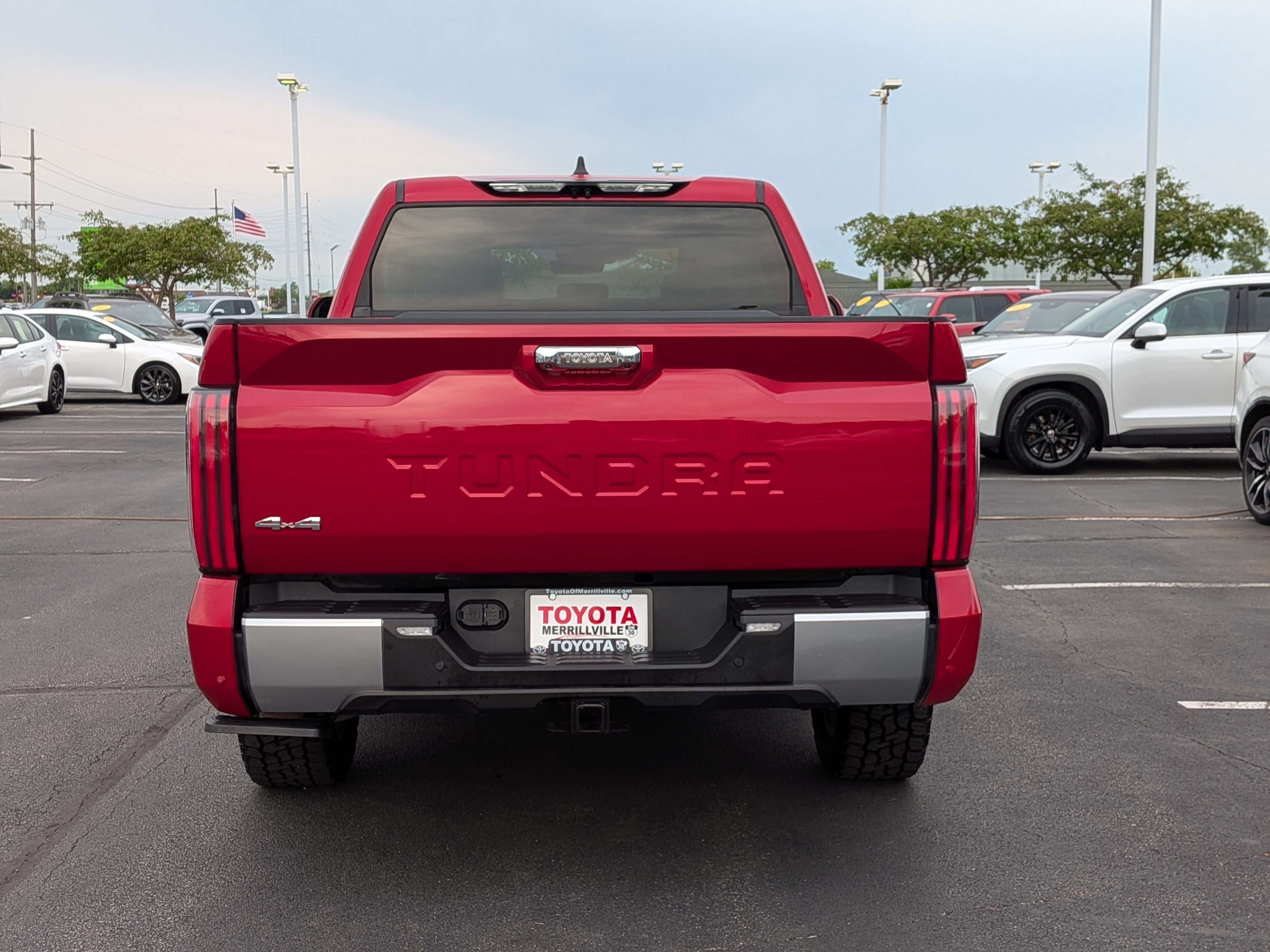 Used 2024 Toyota Tundra Limited AWD/4WD image 7