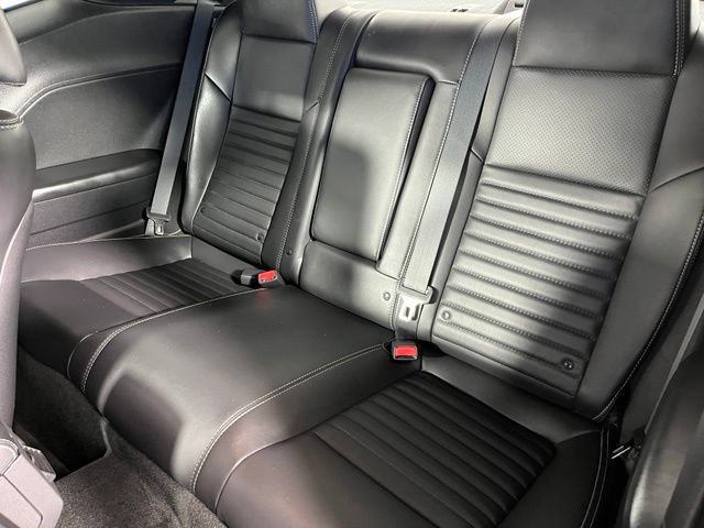 Used 2014 Dodge Challenger R/T Plus RWD image 29