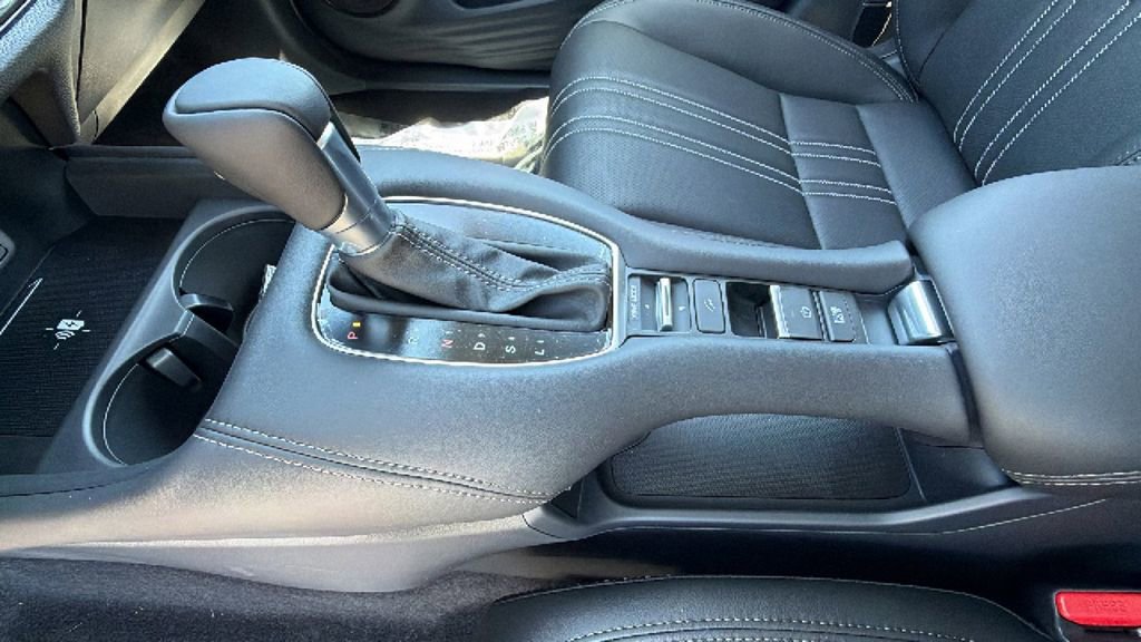 New 2027 Honda HR-V EX-L image 13