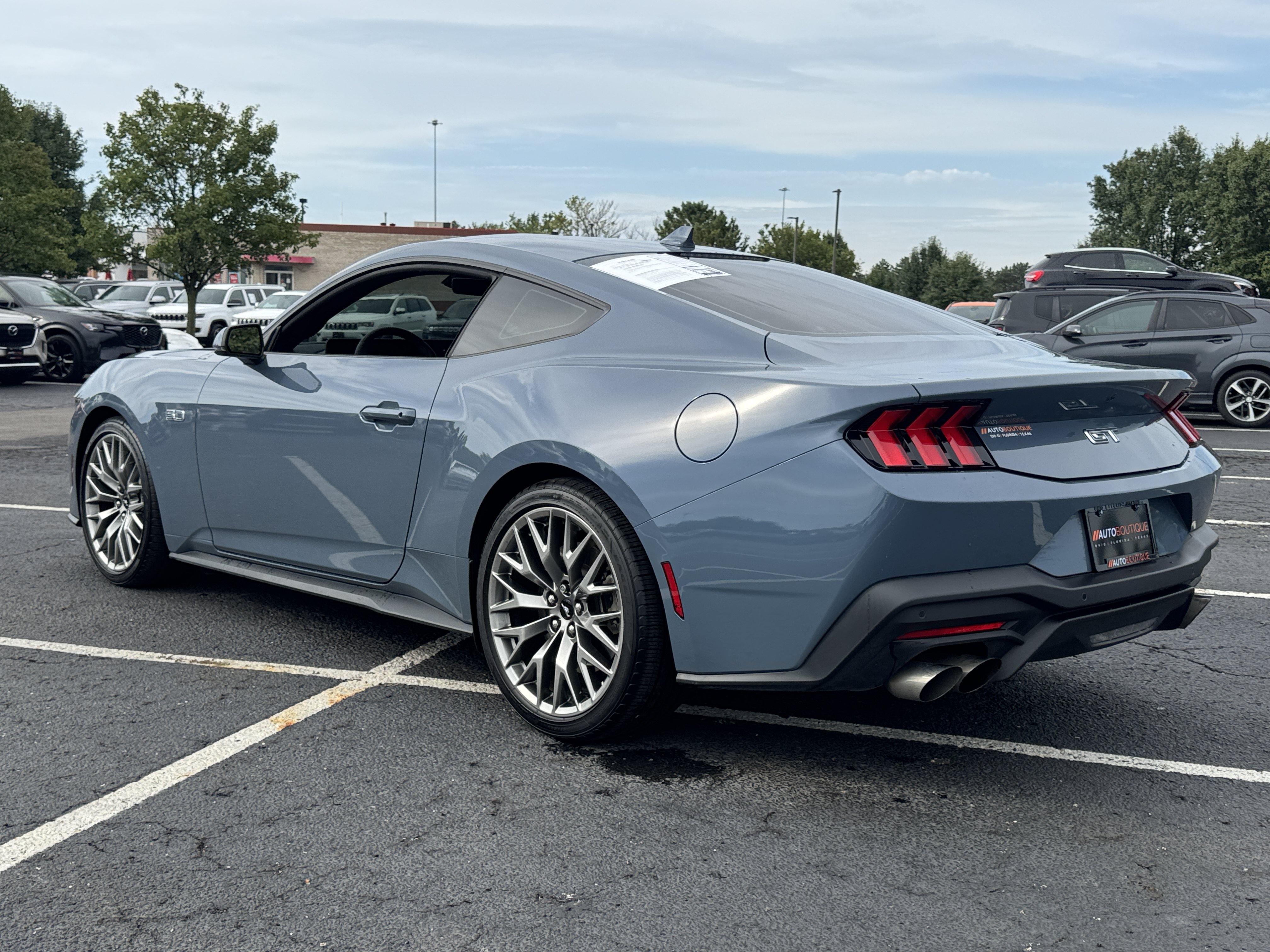 Used 2025 Ford Mustang GT Premium RWD image 10