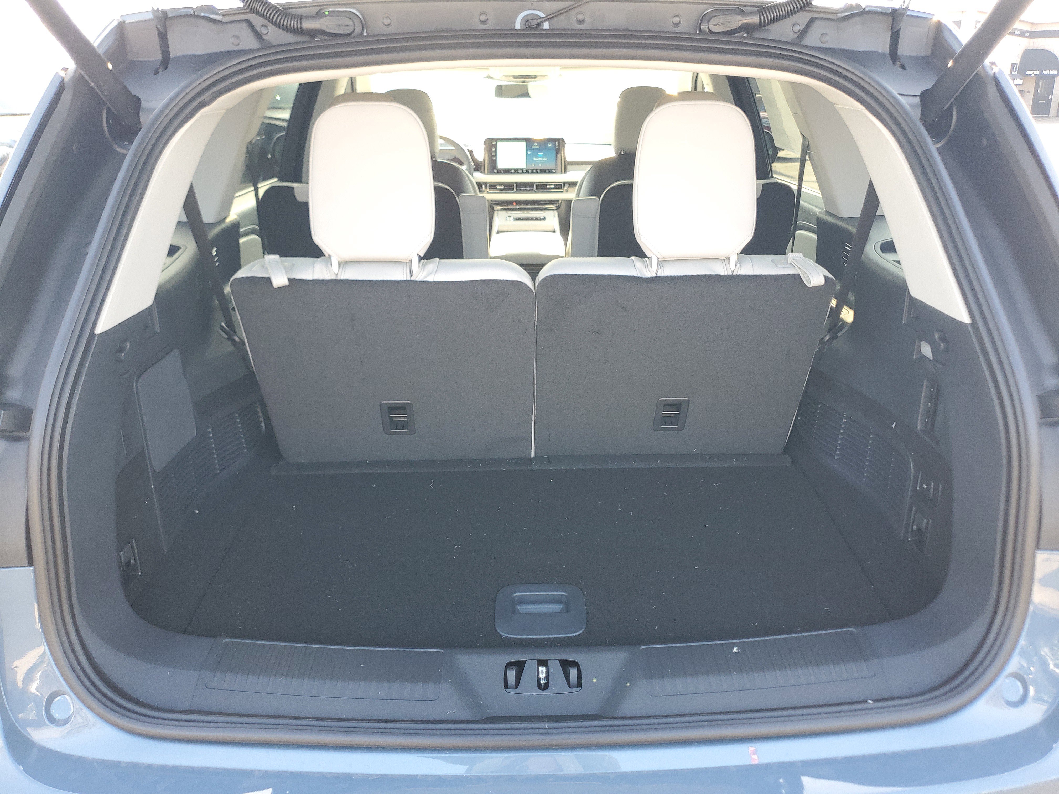 New 2026 Lincoln Aviator Reserve w/ Jet Appearance Package image 28