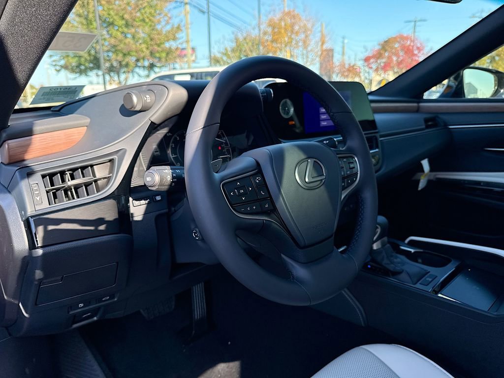 New 2025 Lexus ES 350 w/ Premium Package image 25