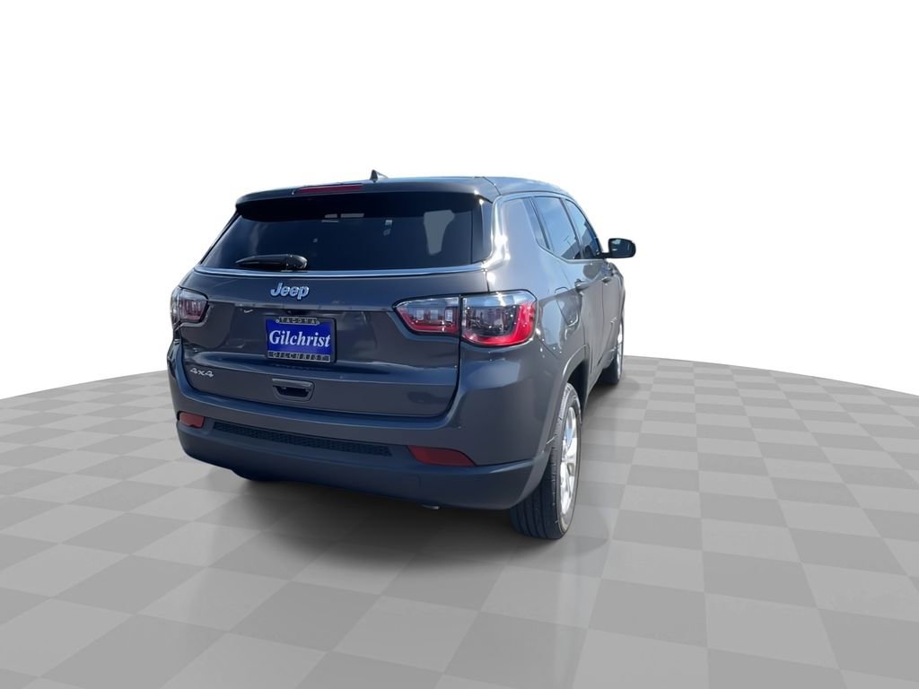Used 2024 Jeep Compass Sport AWD/4WD image 7