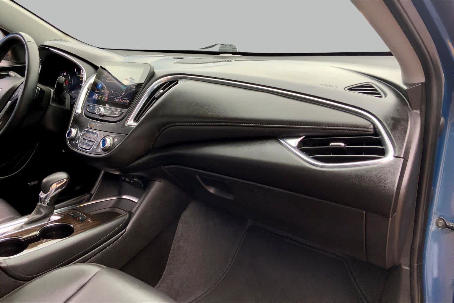 Used 2024 Chevrolet Malibu LT FWD image 19