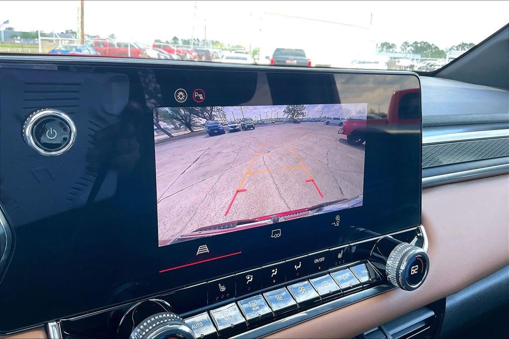 Used 2026 GMC Canyon AT4 AWD/4WD image 13