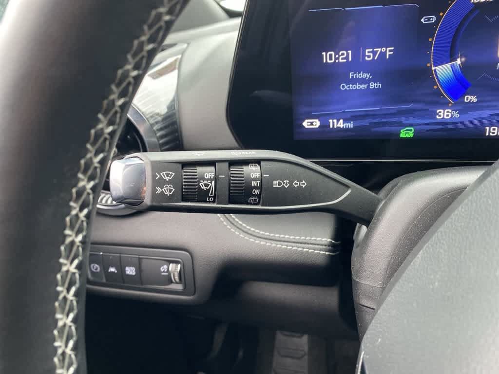 Used 2024 Chevrolet Blazer EV LT AWD/4WD image 21