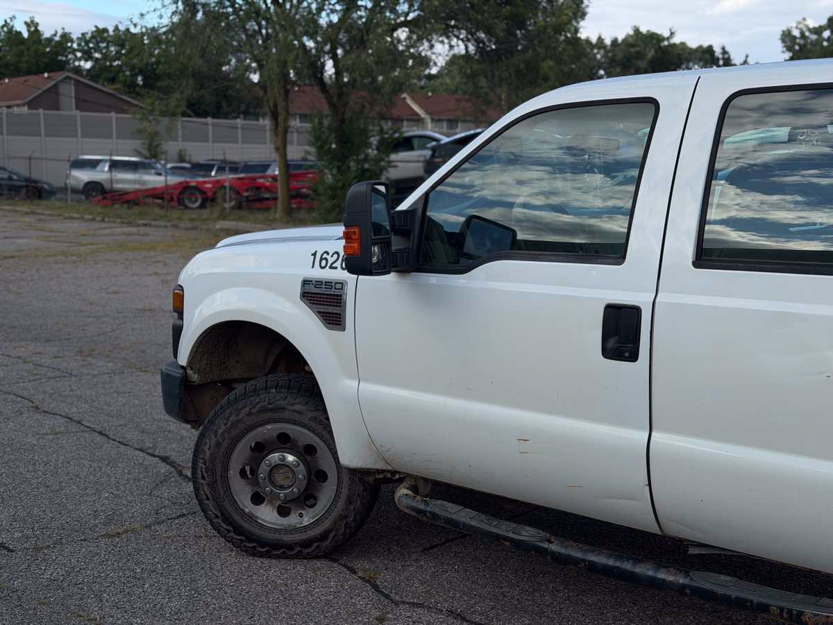 Used 2008 Ford F250 XLT AWD/4WD image 9