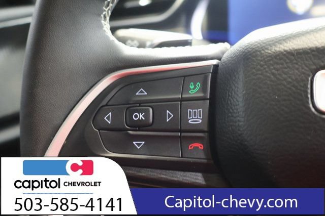 Used 2025 Jeep Grand Cherokee Altitude AWD/4WD image 20