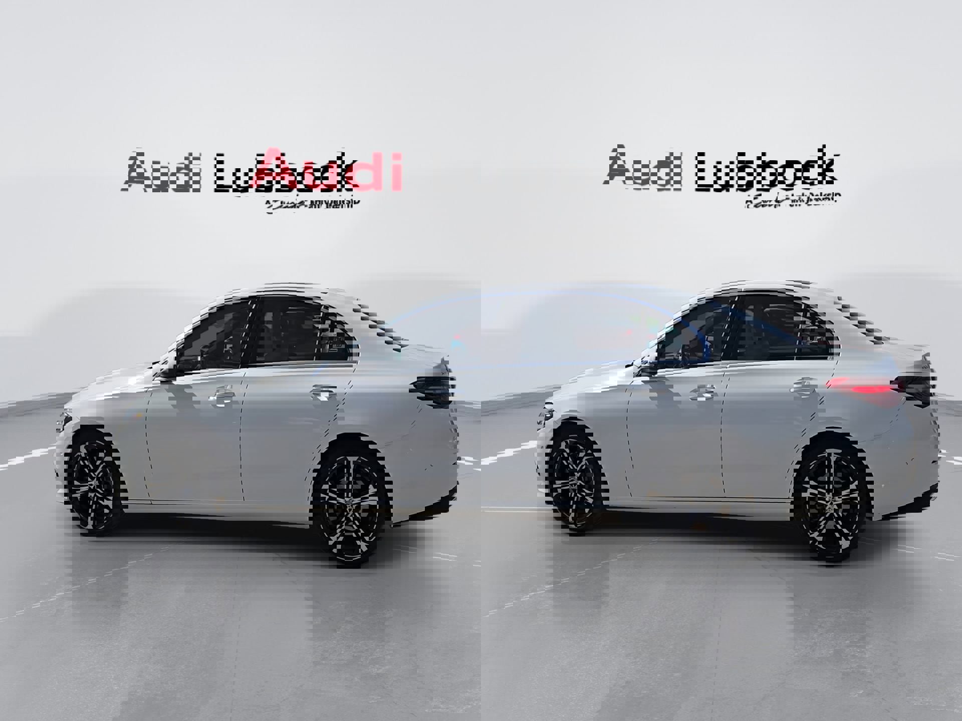 Used 2025 Mercedes-Benz C 300 Sedan image 6