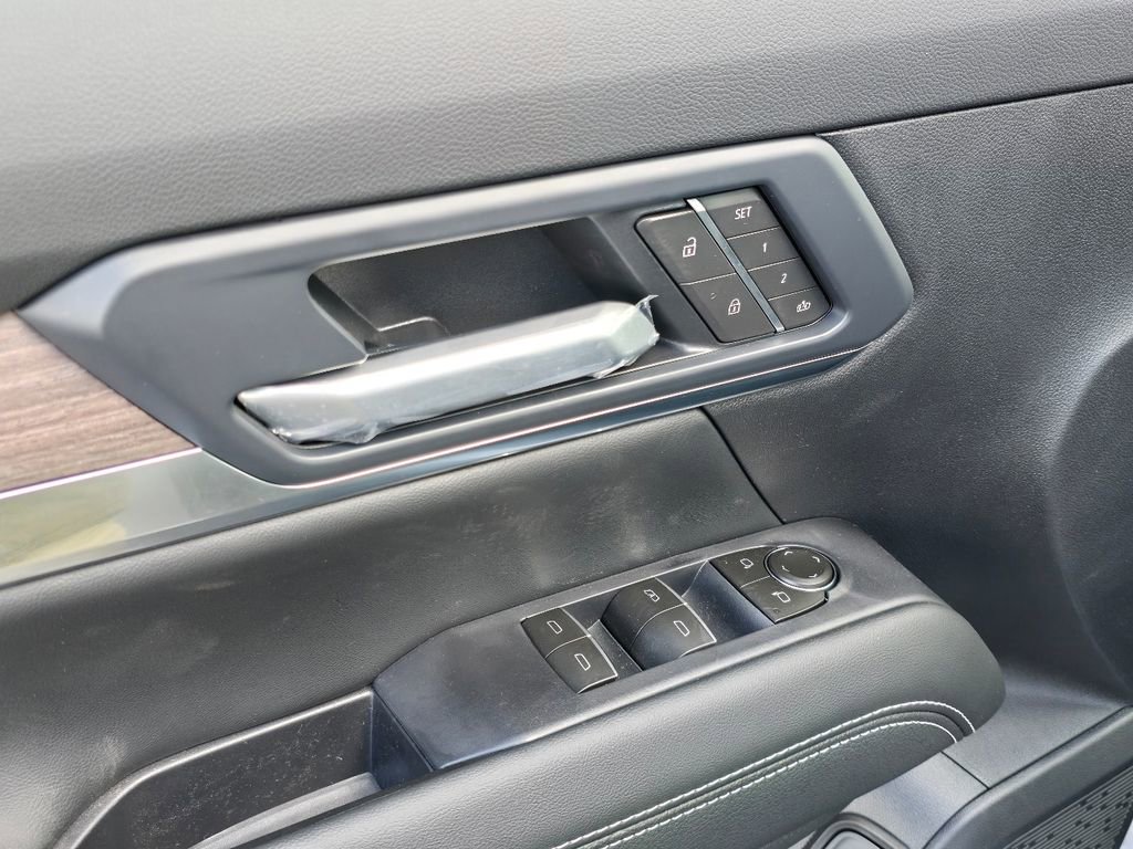 New 2026 GMC Terrain Denali AWD/4WD image 13