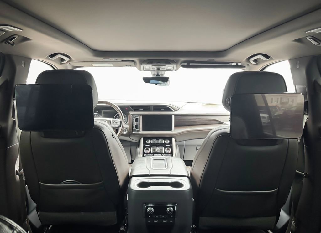 Used 2021 GMC Yukon XL Denali w/ Denali Ultimate Package AWD/4WD image 36