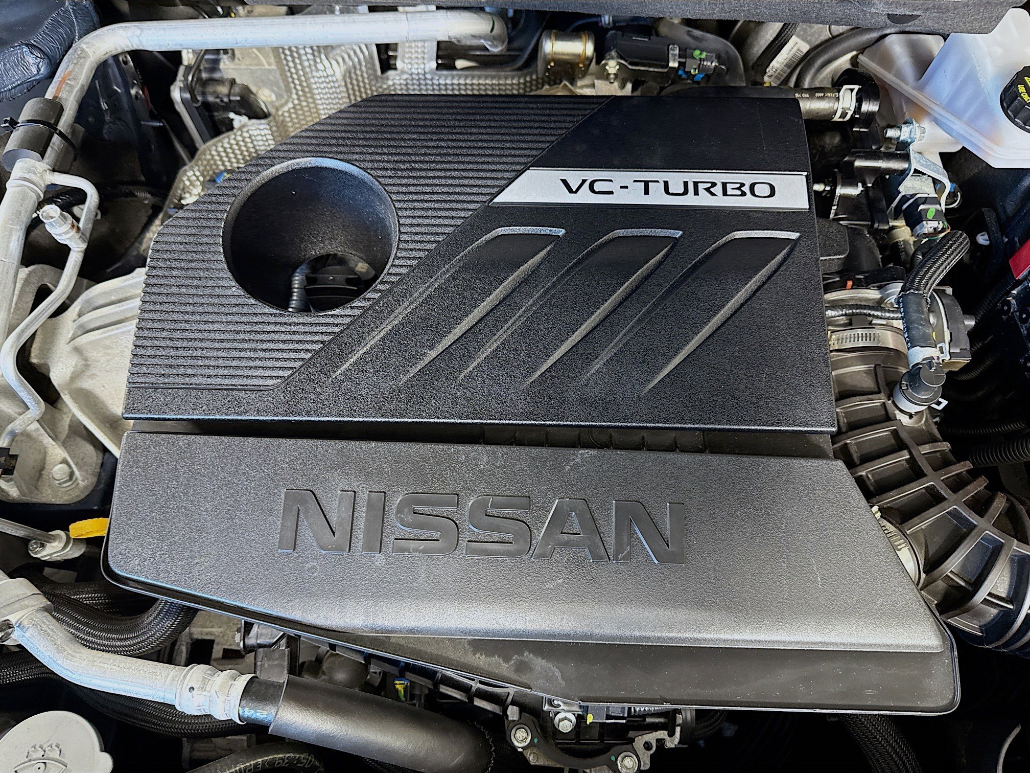 Used 2025 Nissan Rogue SV image 39