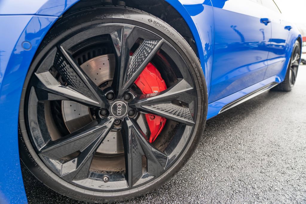 Used 2021 Audi RS 7 Sportback w/ Black Optic Package AWD/4WD image 3
