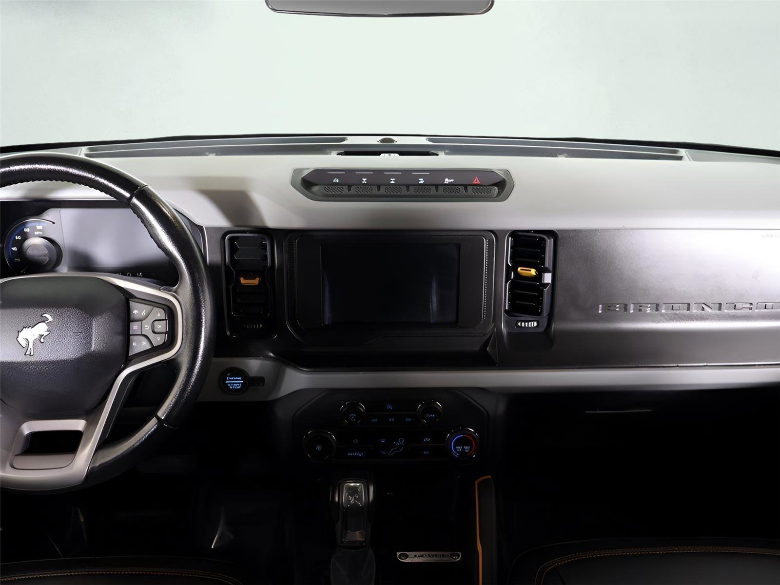 Used 2023 Ford Bronco Badlands image 30