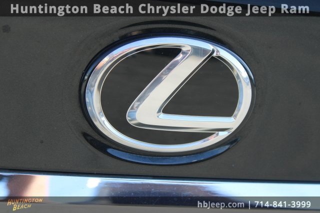 Used 2023 Lexus ES 350 w/ Premium Package image 7