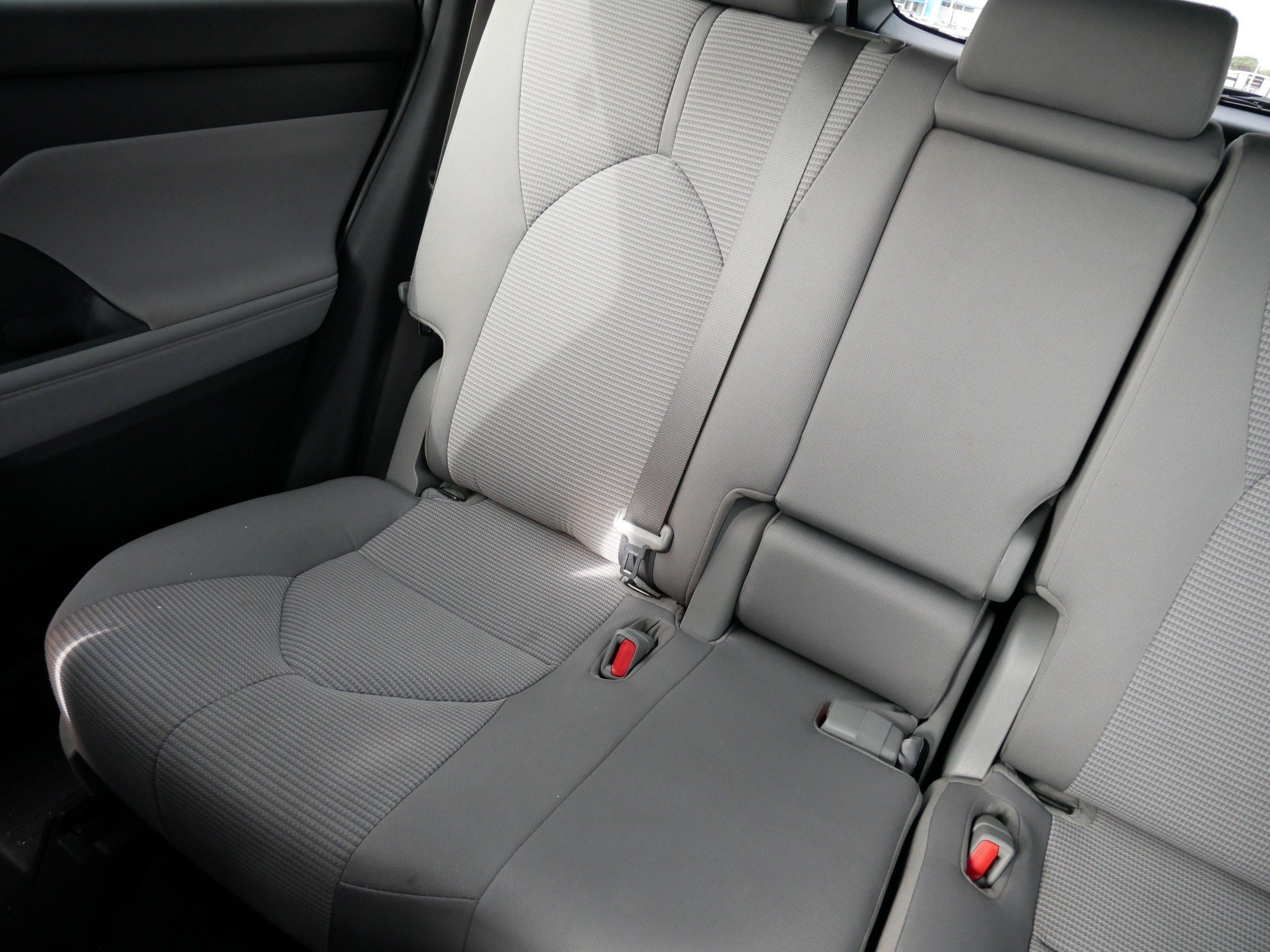 Used 2023 Toyota Highlander L AWD/4WD image 12