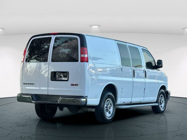 Used 2017 GMC Savana 2500 image 7