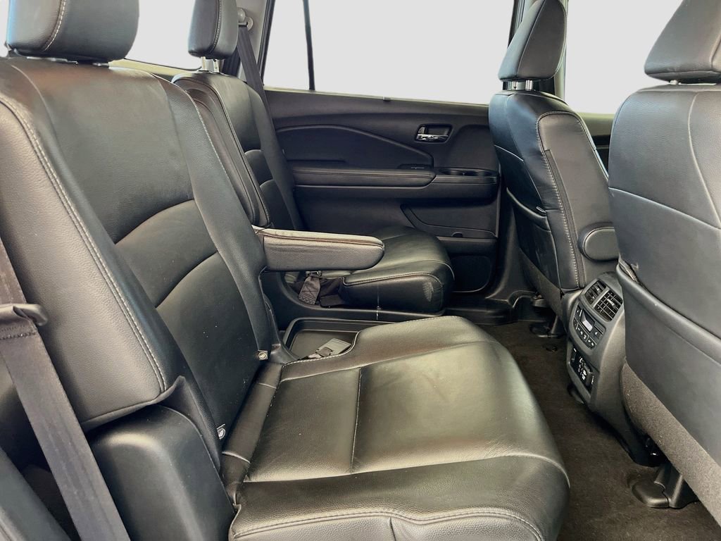 Used 2021 Honda Pilot Touring image 30