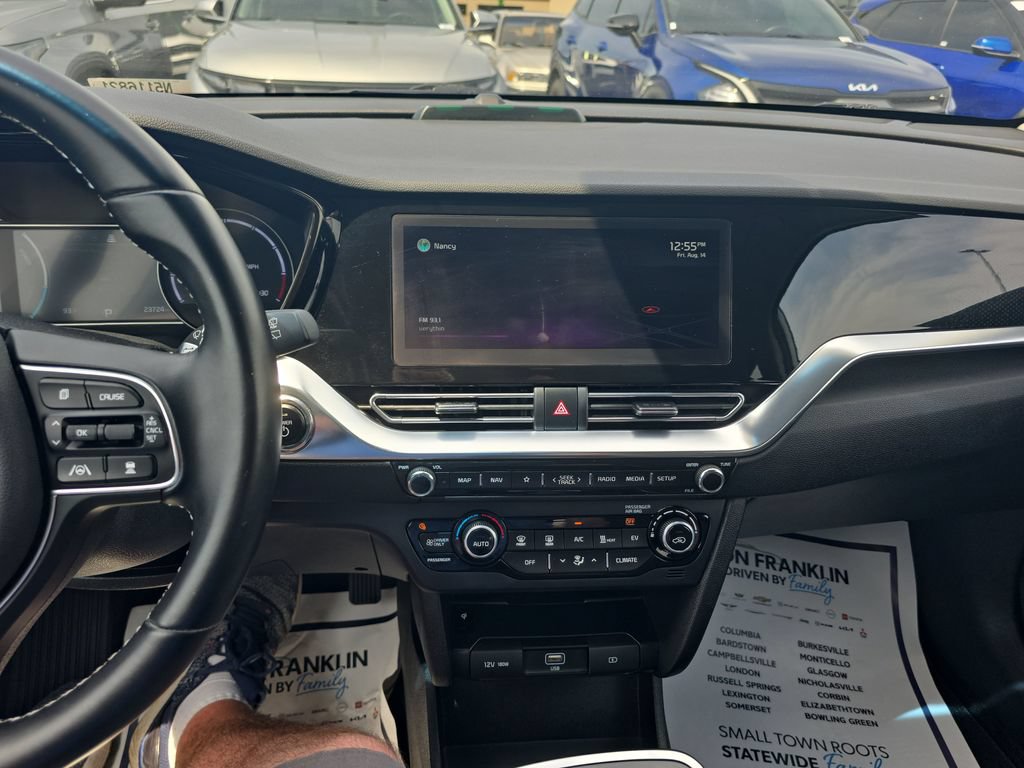 Used 2022 Kia Niro EX FWD image 19