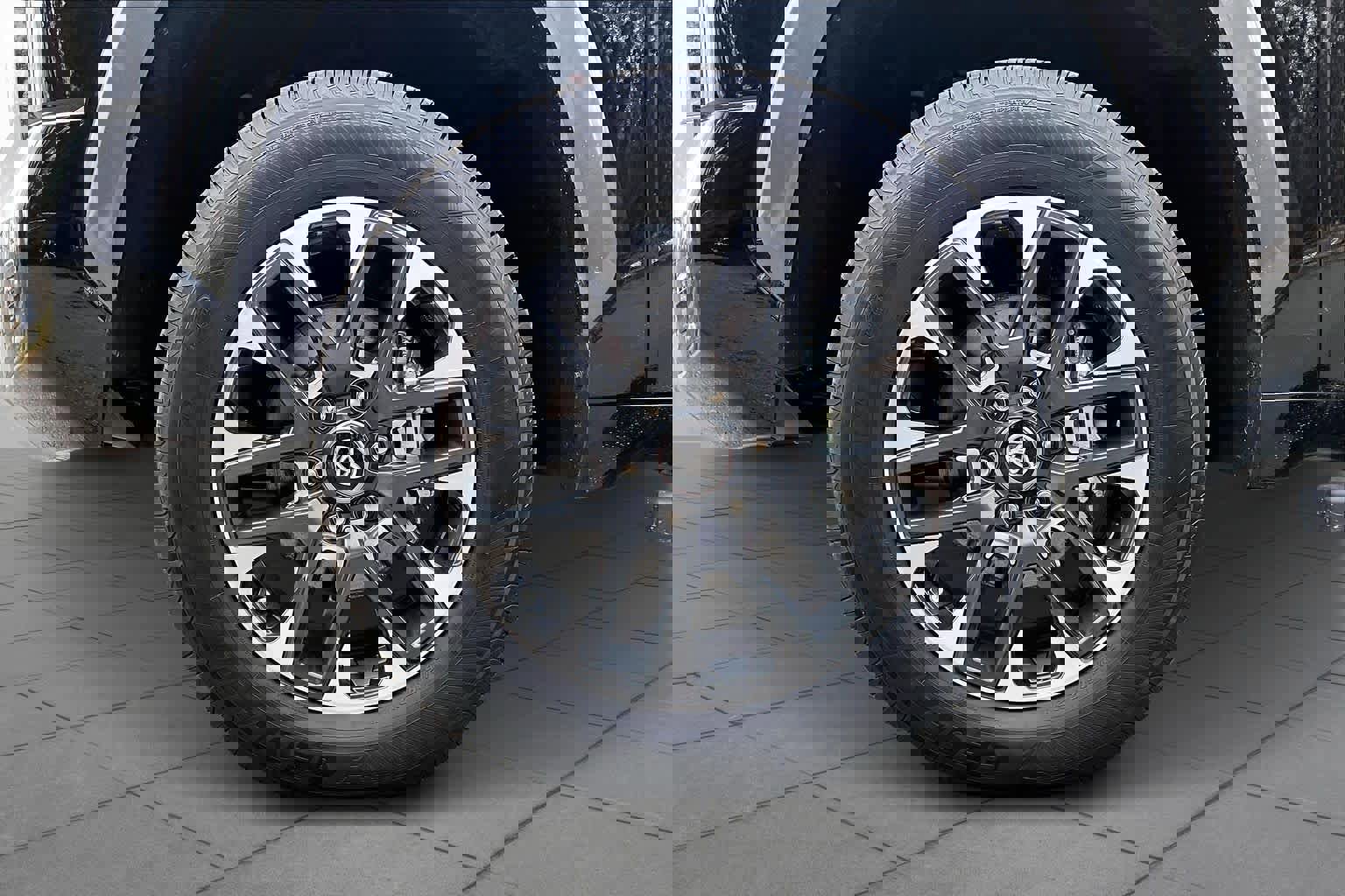 Used 2025 Toyota Tundra Limited image 10