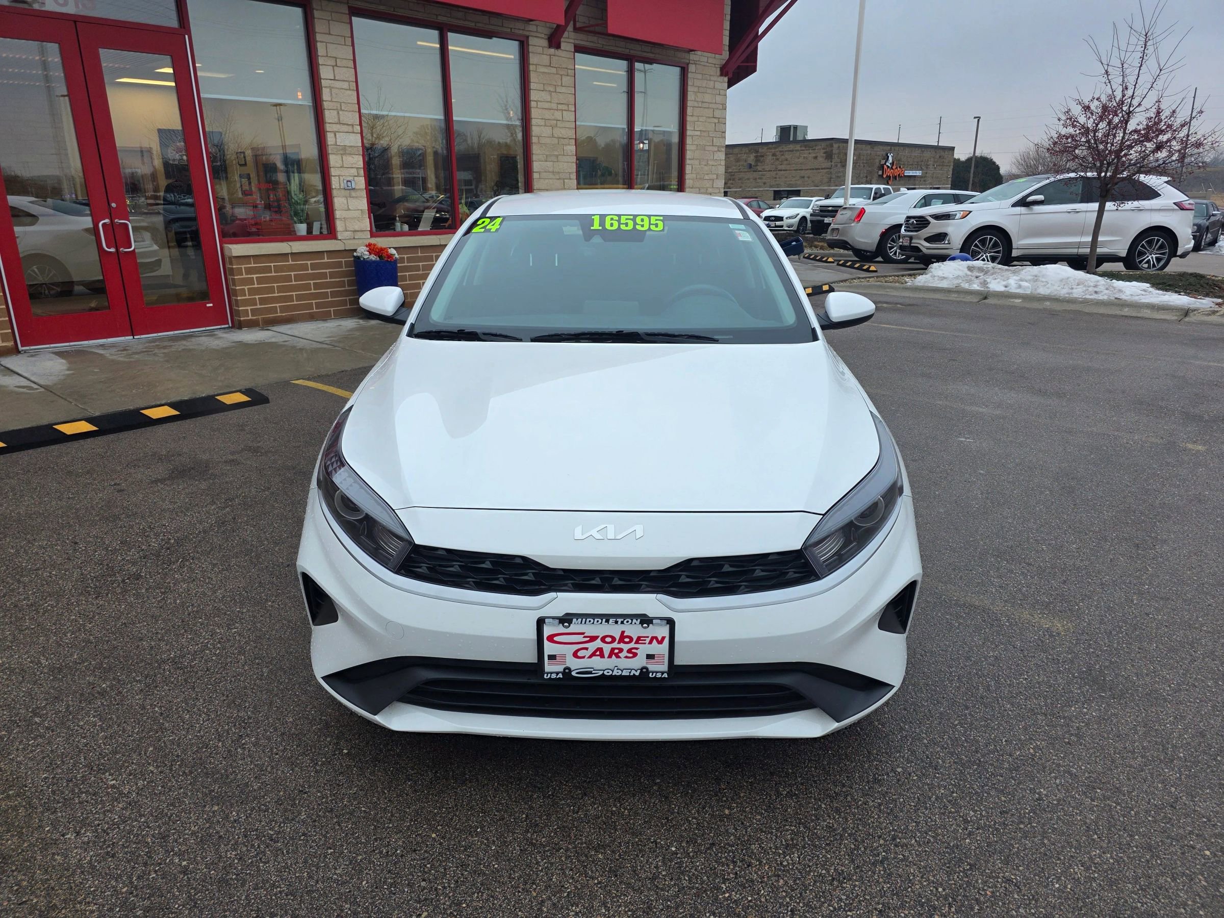 Used 2024 Kia Forte LXS image 3