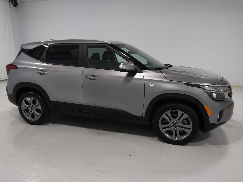 Used 2024 Kia Seltos LX AWD/4WD image 11