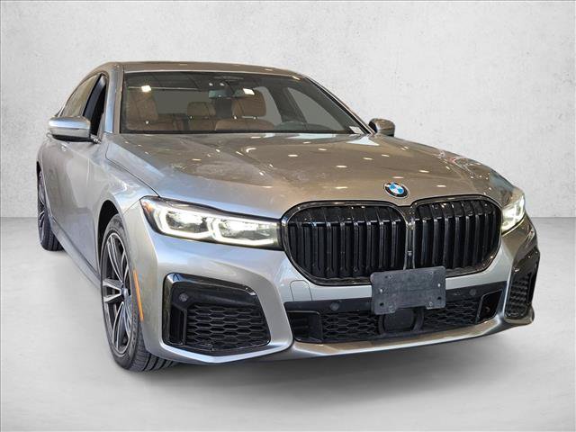Used 2021 BMW 750i xDrive w/ M Sport Package AWD/4WD image 3