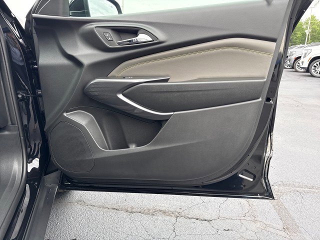 New 2026 Chevrolet Trax ACTIV FWD image 12