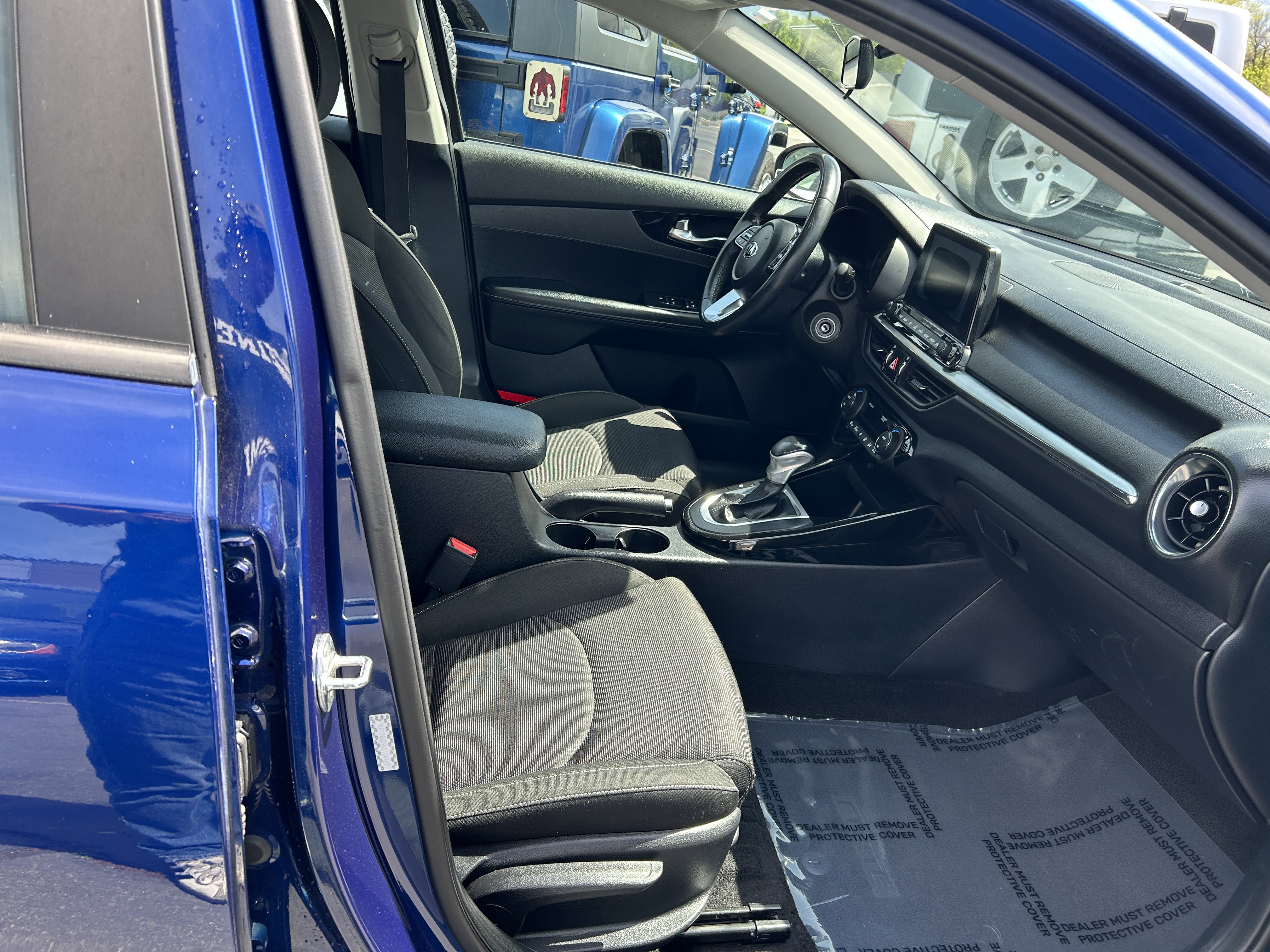 Used 2019 Kia Forte S w/ S Premium Package FWD image 10