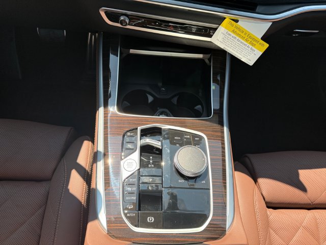 New 2026 BMW X5 xDrive40i w/ M Sport Package AWD/4WD image 11