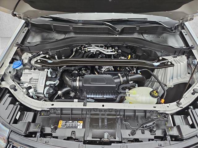 Used 2025 Ford Explorer ST AWD/4WD image 24